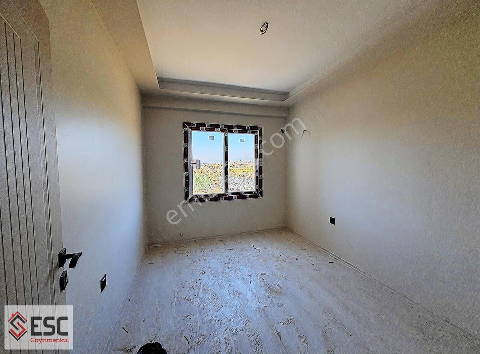 Esc'den 75. Yıl Mh'de Tek Blok Site İçi Fırsat Daire Esc2317 - Görsel 2