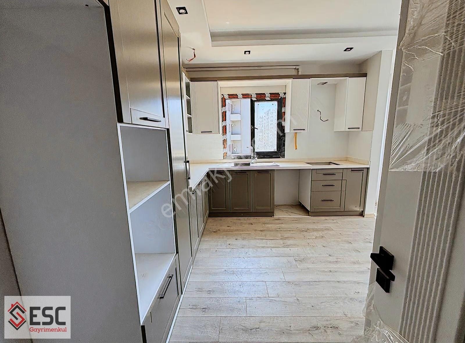 Esc'den Eski Mezitlide Site İçi 2+1 Bağımsız Mutf Daire Esc2115 - Görsel 4
