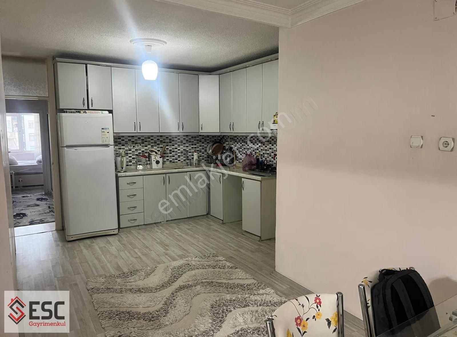 Esc'en Cumhuriyet Mah 2.5+1 İçi Yapılı Satılık Daire(esc1857) - Görsel 5