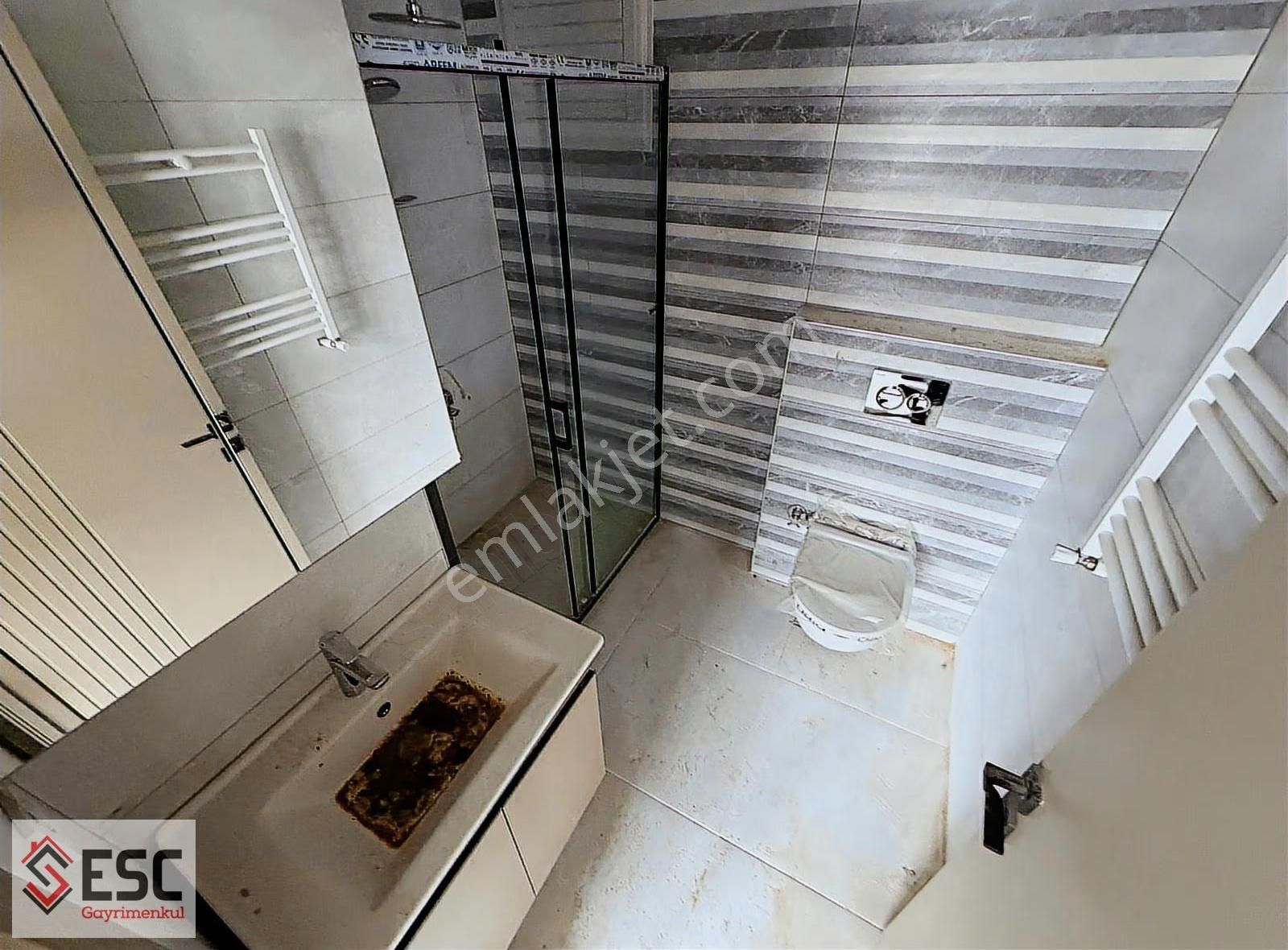 Esc'den Eski Mezitlide Yatırımlık Geniş 1+1 Daire Esc2243 - Görsel 3
