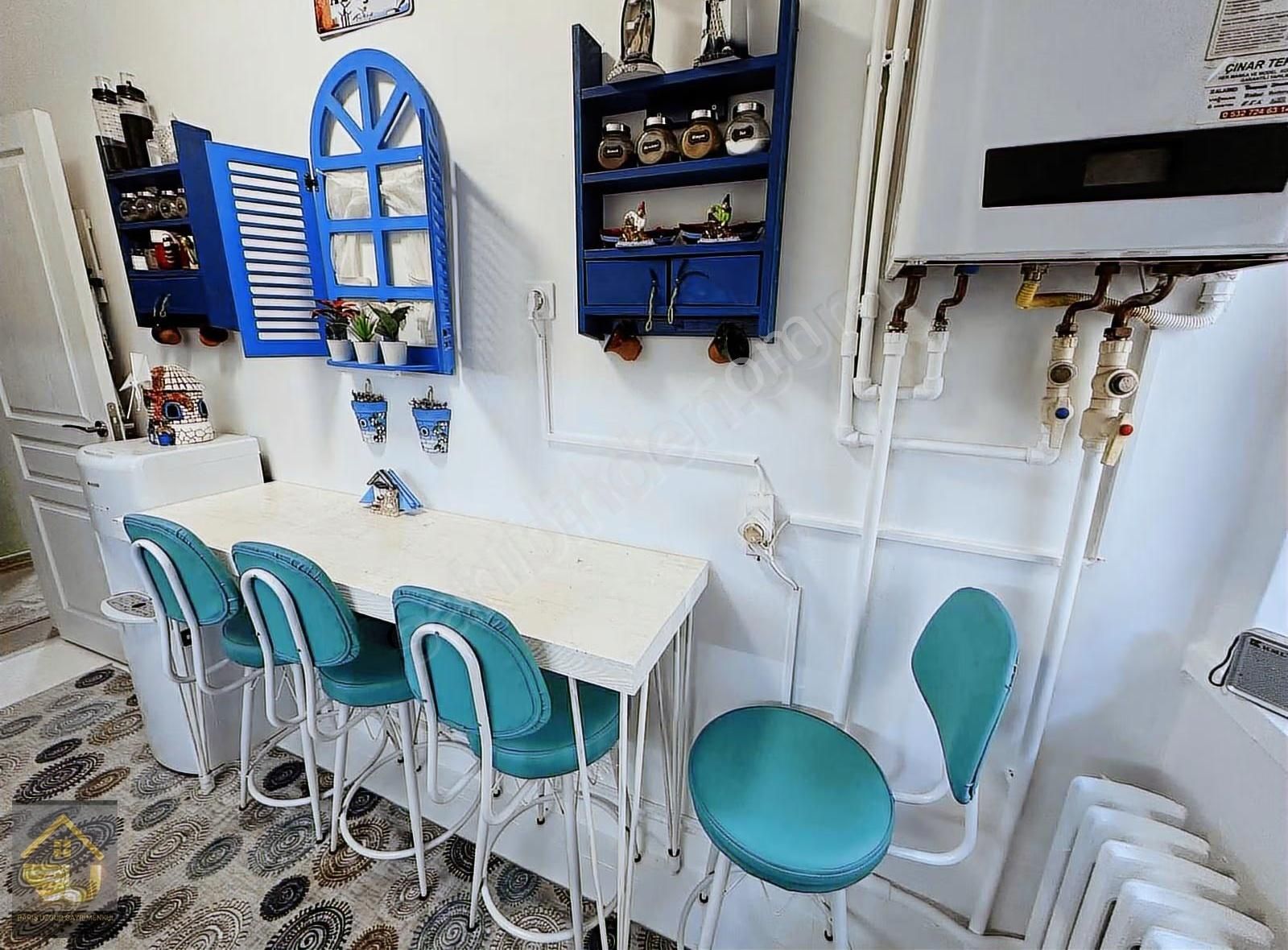 Gaziosmanpaşa'da Komple Yenilenmiş Yüksek Giriş 3+1 Satılık - Görsel 2