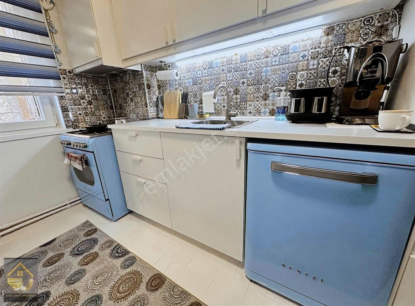 Gaziosmanpaşa'da Komple Yenilenmiş Yüksek Giriş 3+1 Satılık - Görsel 12