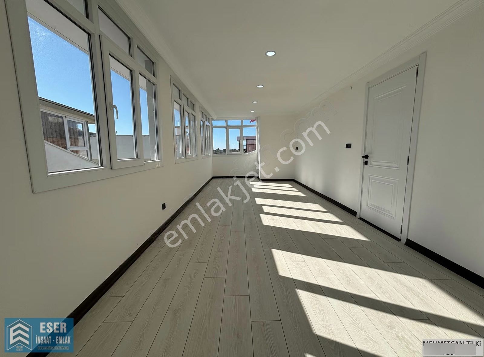 Kent Meydanı Yanında 4+1 Park Cepheli Sıfırlanmış Geniş Dubleks - Görsel 24