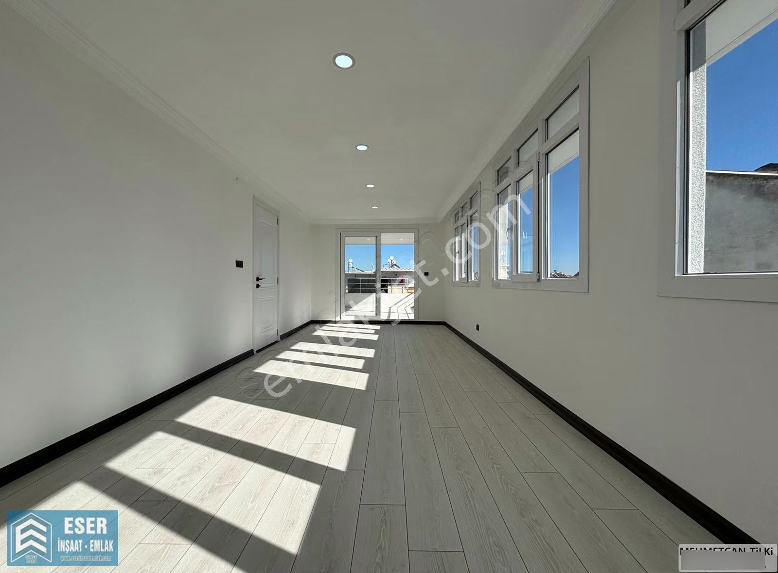 Kent Meydanı Yanında 4+1 Park Cepheli Sıfırlanmış Geniş Dubleks - Görsel 5