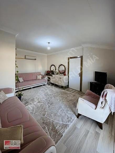 Yeşılyurt'ta Çatı Dubleksli , Teraslı , Geniş Ve Konforlu Daire - Görsel 3