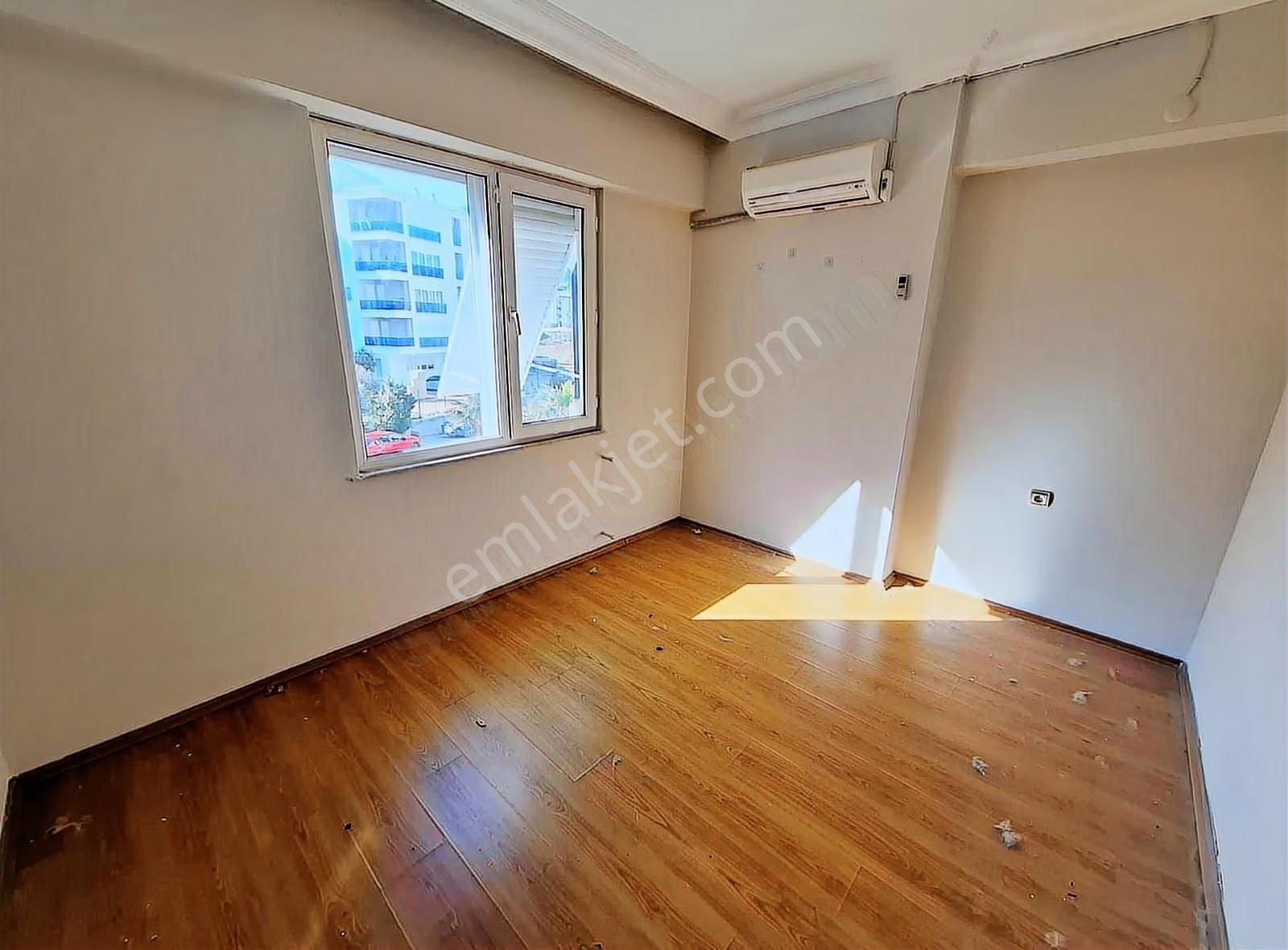 Konyaaltı,site İçin De, 3+1 Ebeveyn Banyolu Geniş Kiralık Daire - Görsel 2