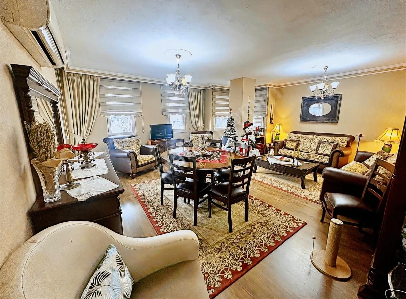 Ana Cadde Üzeri Denize Yürüme Mesafesi Satılık 3+1 Daire - Görsel 9