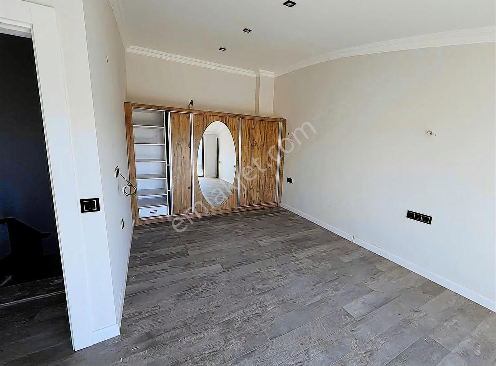 Ermenek'te Müstakil Havuzlu Kısmi Eşyalı 5+1 Kiralık Villa - Görsel 2