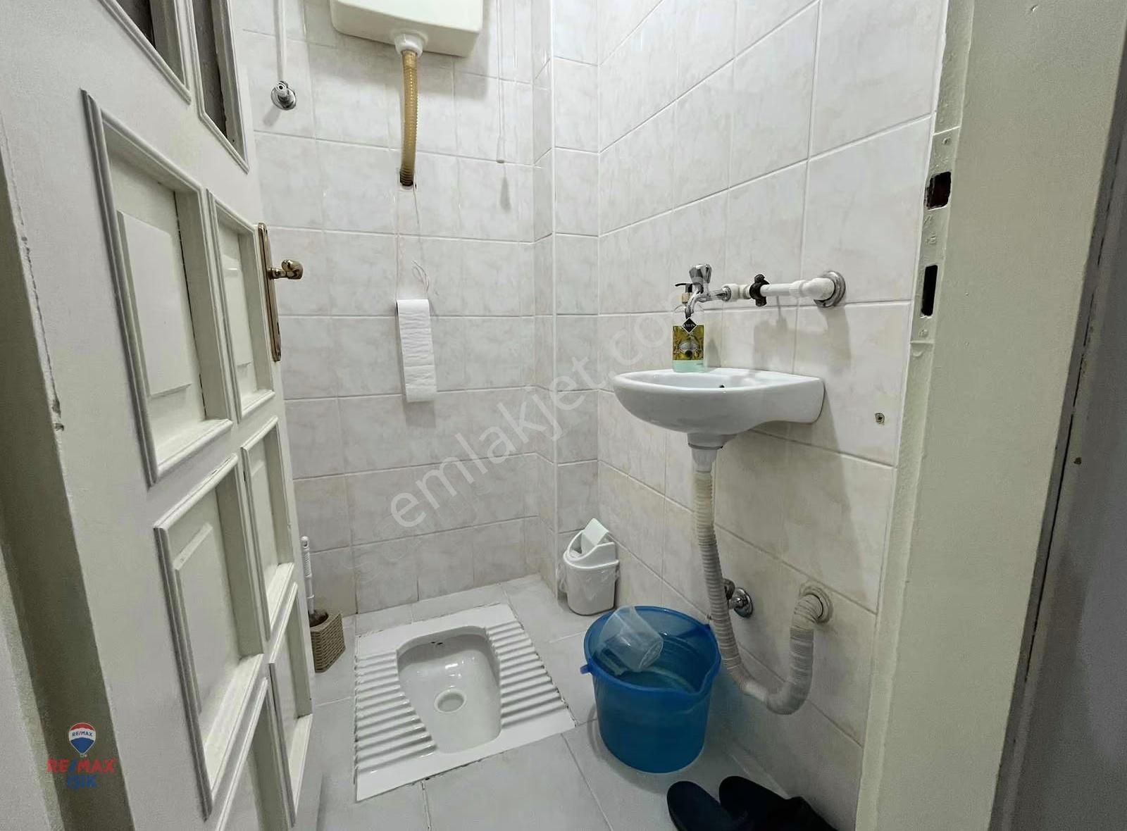 Ümraniye Çakmak Mahallesinde Geniş Satılık 2+1 Daire - Görsel 5