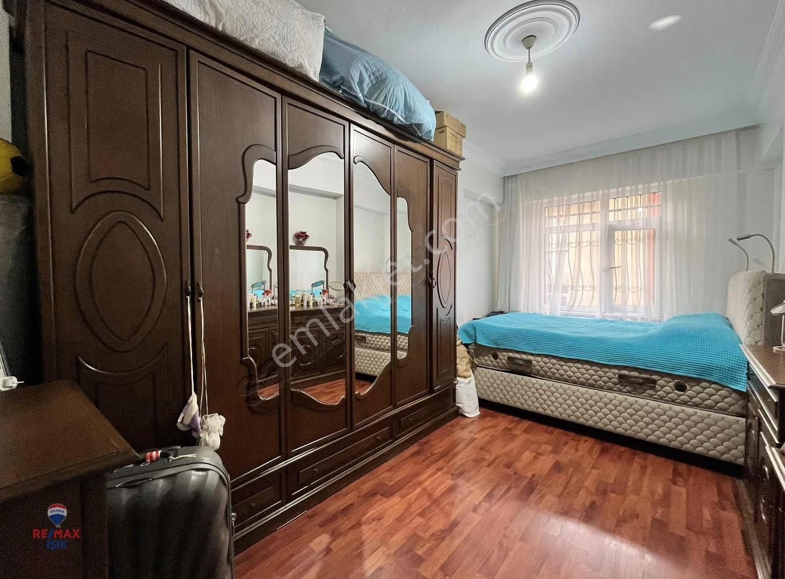 Ümraniye Çakmak Mahallesinde Geniş Satılık 2+1 Daire - Görsel 6