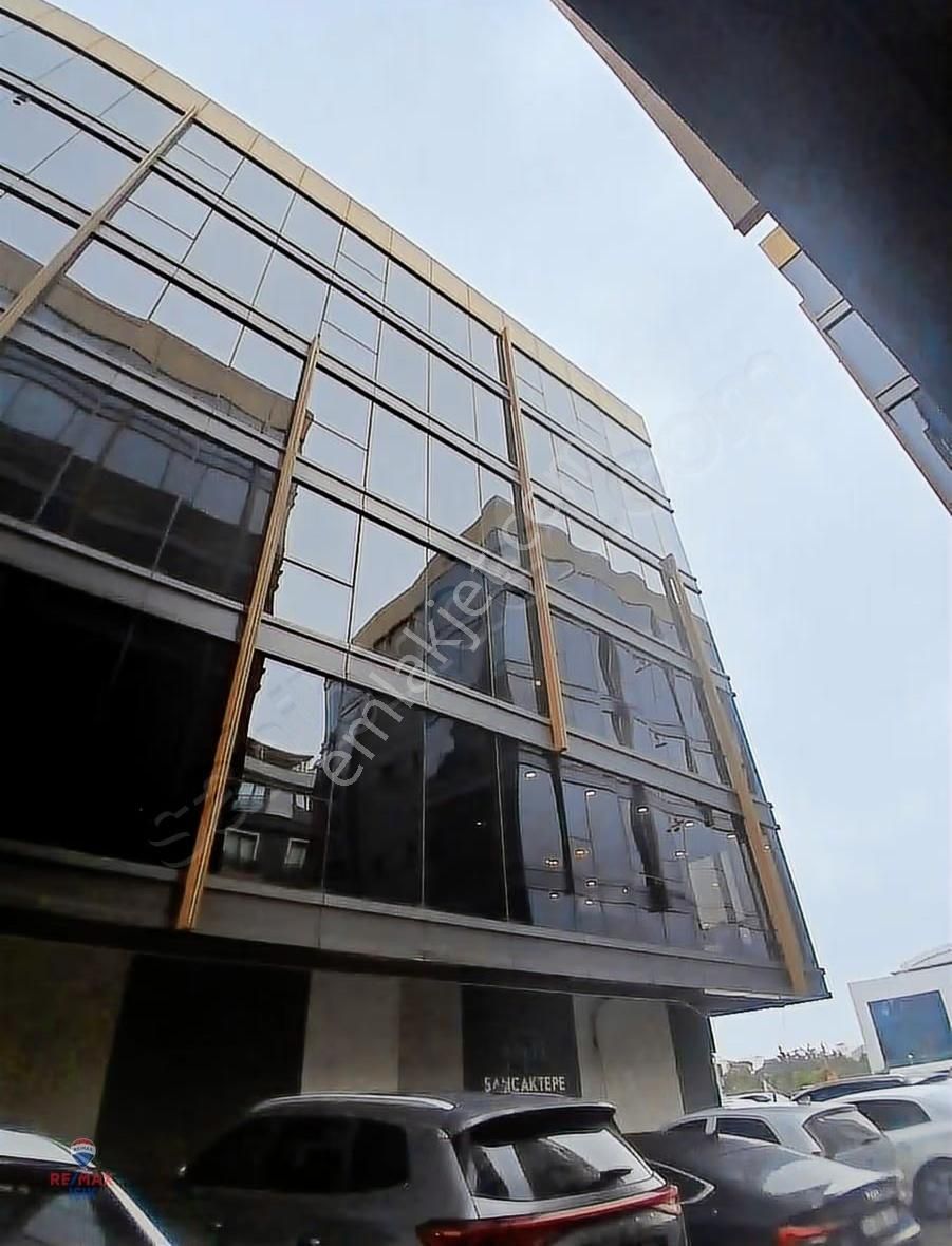 Sancaktepede Satılık Ofis Metroya Yakın - Görsel 9