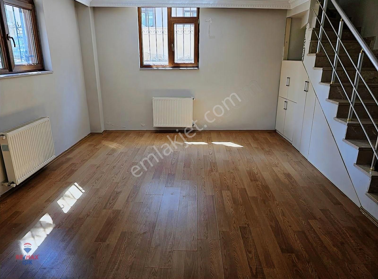 Sancaktepe De 100m2 2+1 Geniş Park Karşısı Bakımlı Ferah - Görsel 26