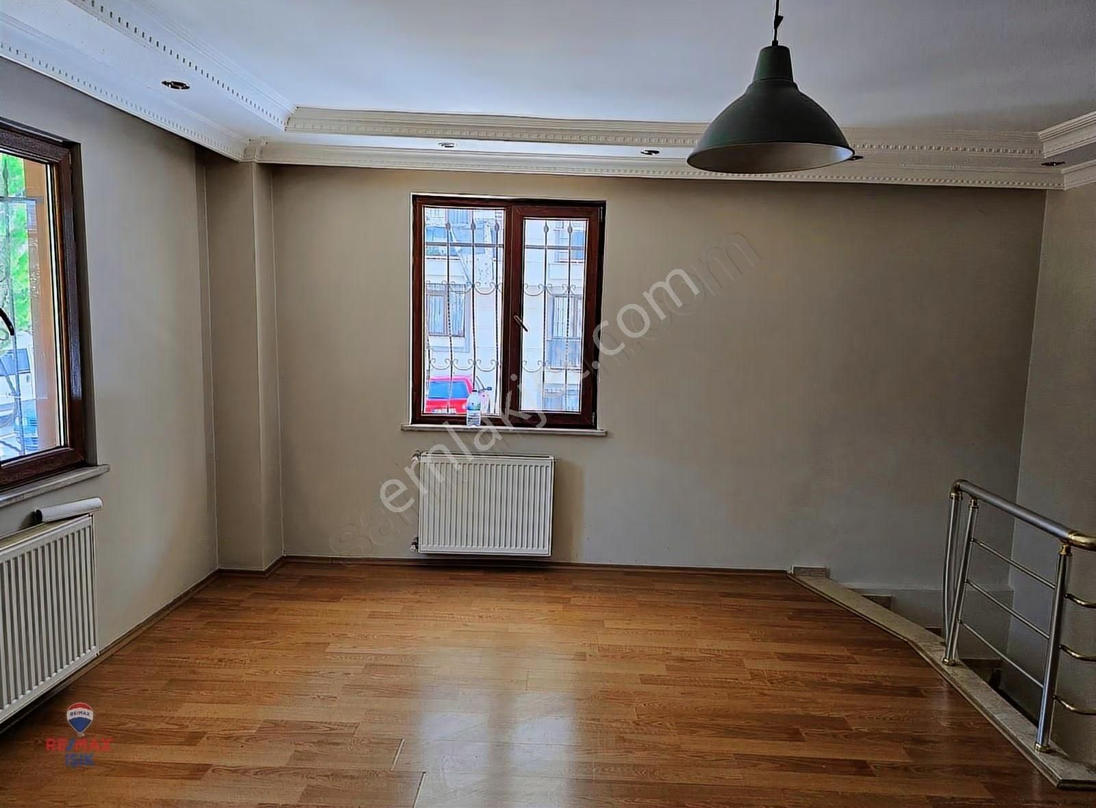 Sancaktepe De 100m2 2+1 Geniş Park Karşısı Bakımlı Ferah - Görsel 9