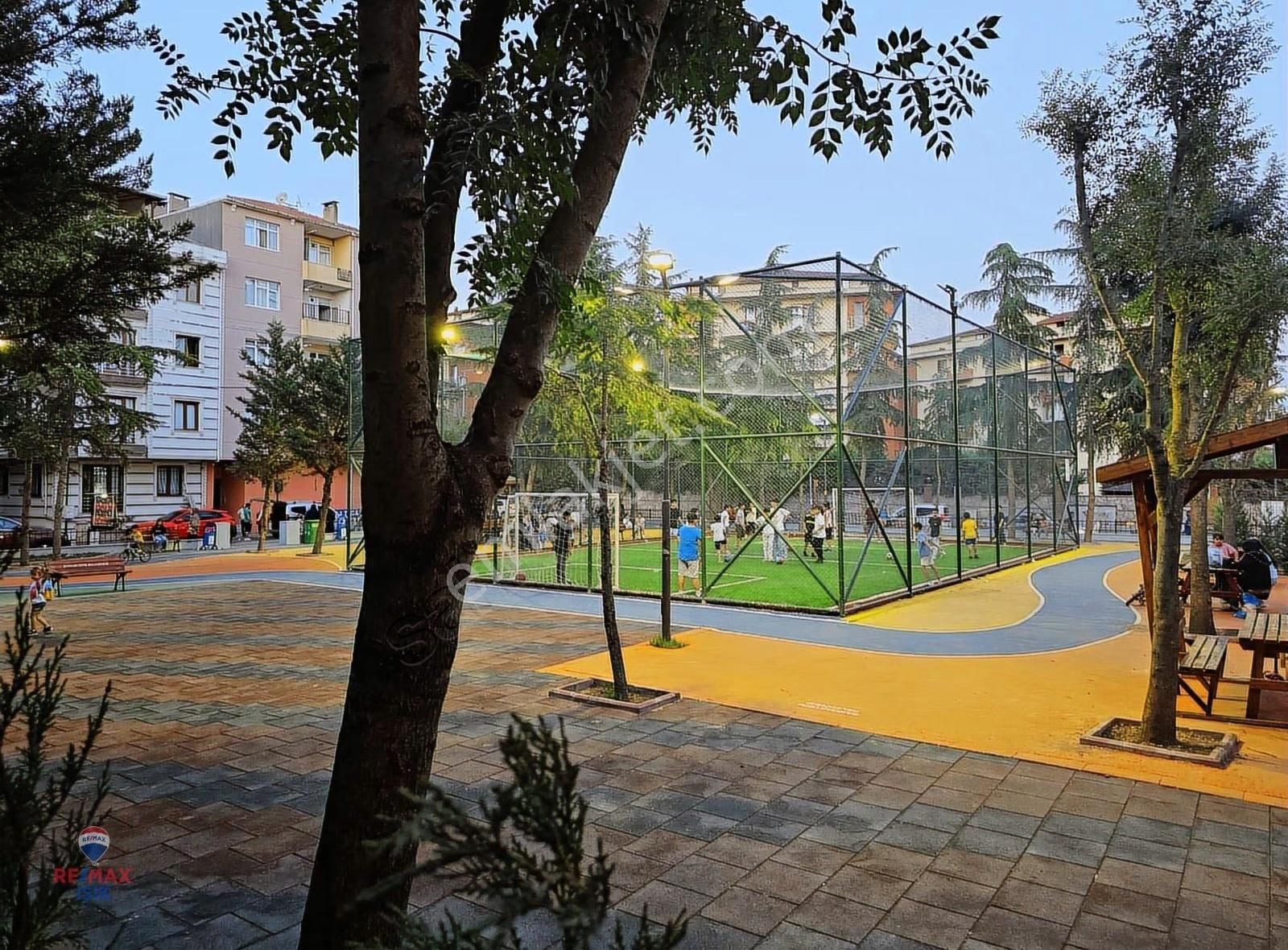 Sancaktepe De 100m2 2+1 Geniş Park Karşısı Bakımlı Ferah - Görsel 14