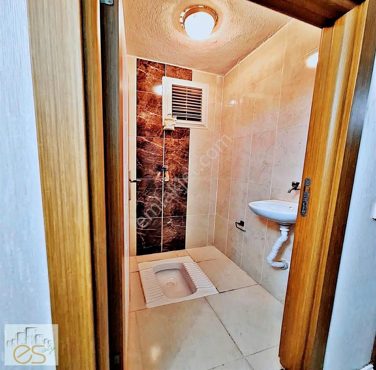 Esenyurt Çınar Mahallesinde 3+1 Çift Balkonlu Ara Kat Daire - Görsel 15