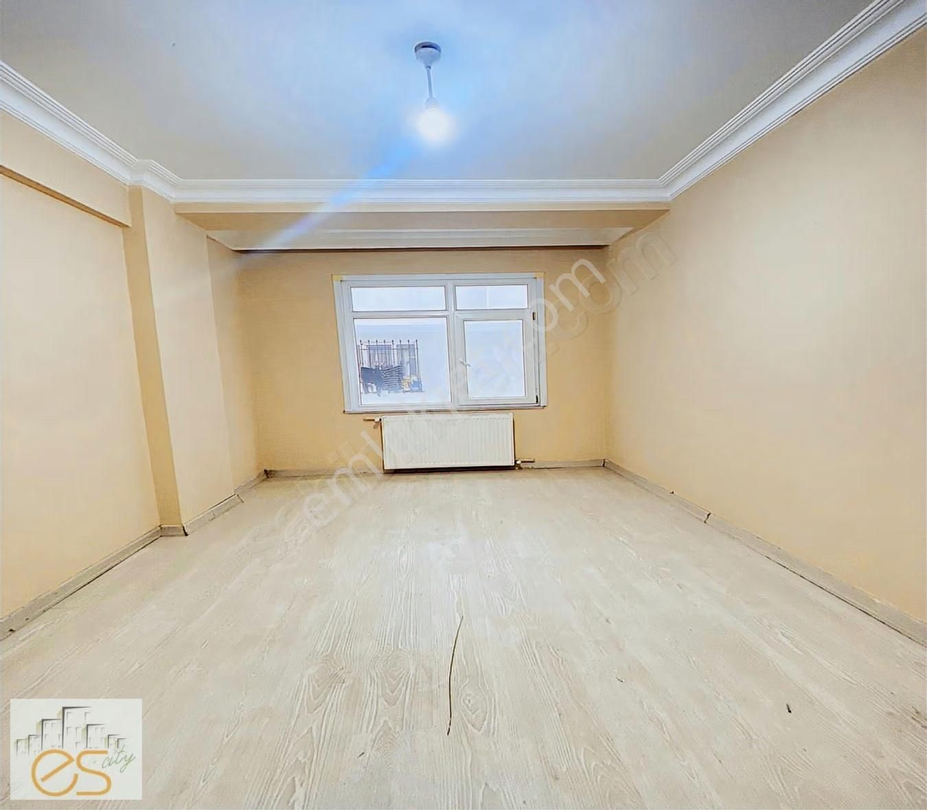 Çınar Mah Ulaşımı Kolay Balkonlu Satılık 2+1 Daire - Görsel 11