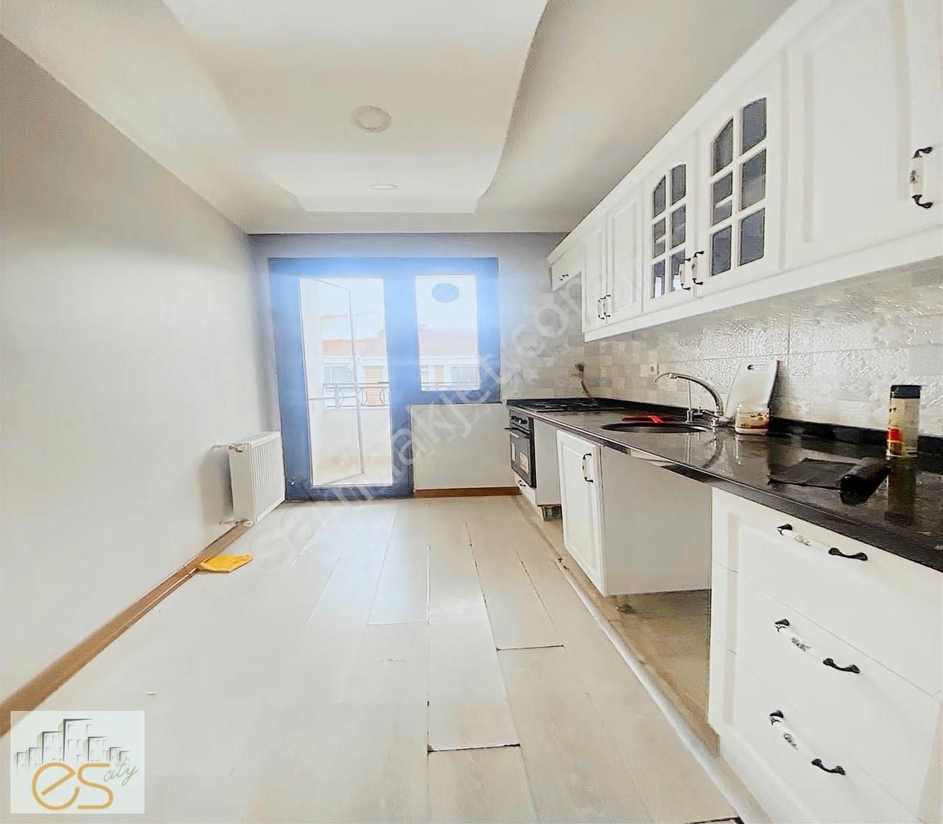 Kiralık Daire | Metrobüse Yürüme Mesafesi 2+1 - Görsel 9