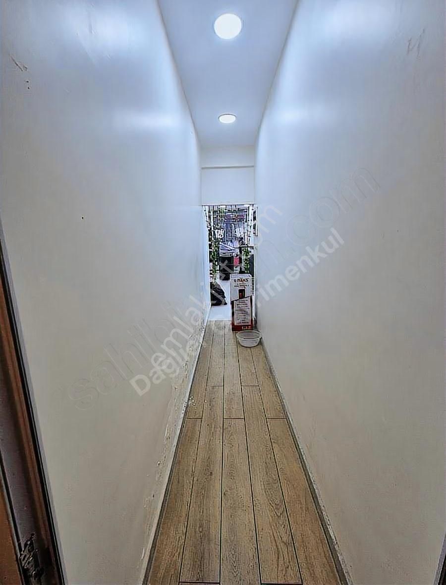 Konumu Güzel Caddede Her İşe Uygun Kiralık Dükkan. - Görsel 5
