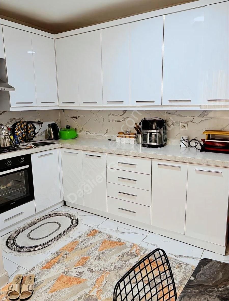 Dağlıer Gayrimenkulden Gazi Mah. Satılık 3+1 Daire - Görsel 3