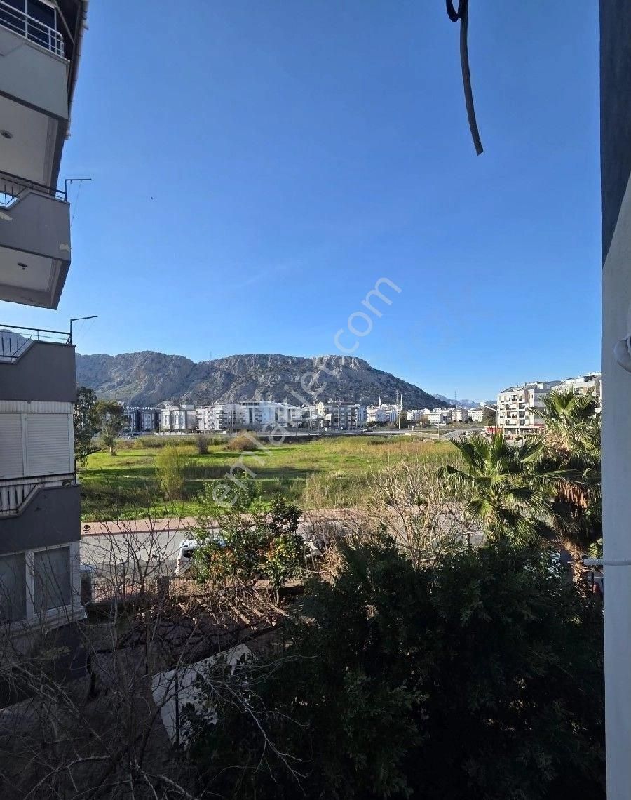 Konyaaltı Limanda Havuzlu 1+1 Eşyalı Kiralık Daire - Görsel 22