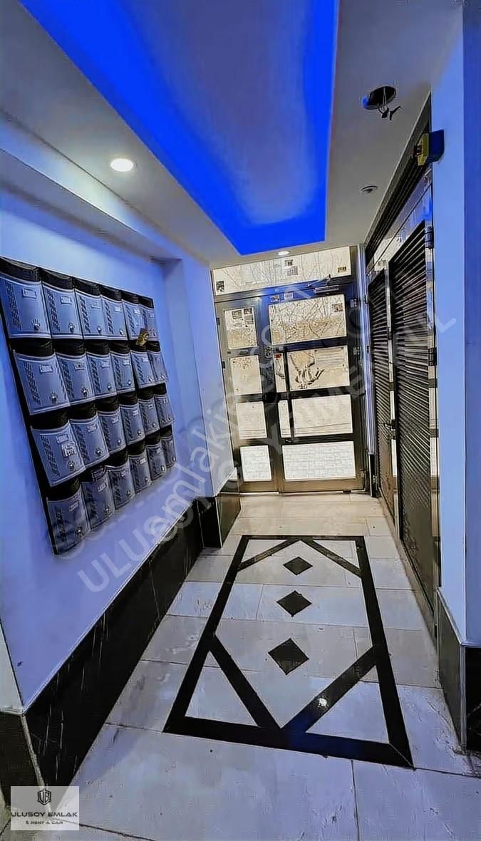 Ulusoy Caddesinde Eşyalarıyla Satılık 2+0 Daire - Görsel 3