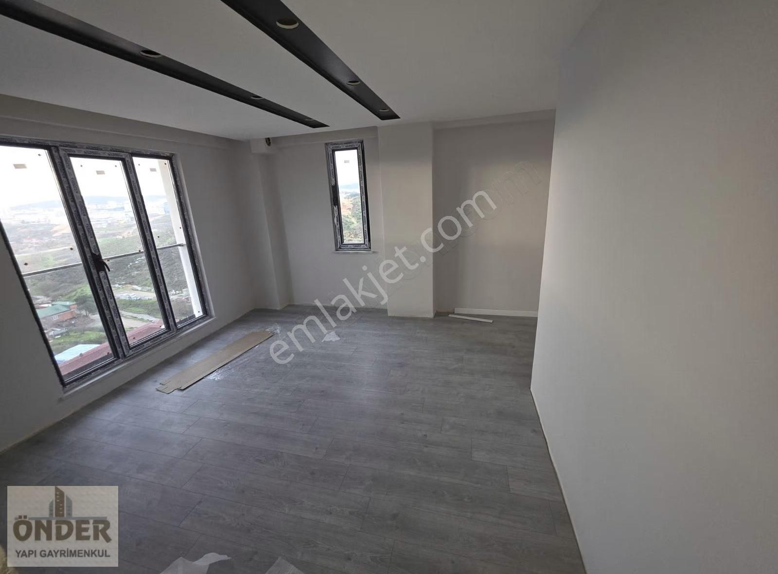 Atatürk Mahallesinde 2+1 Dubleks Daire