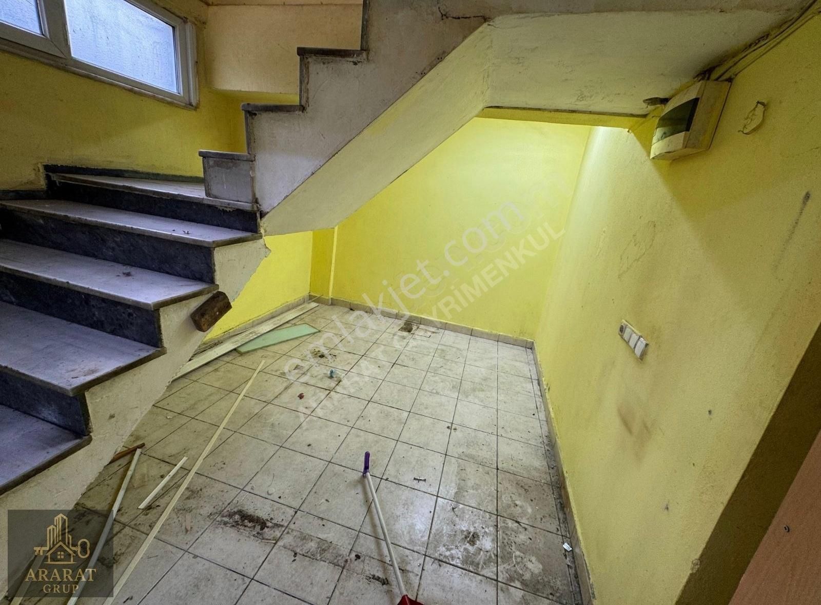 Ararat Gayrimenkul'den Cadde Üstü Köşebaşı Her İşe Uygun Dükkan - Görsel 18