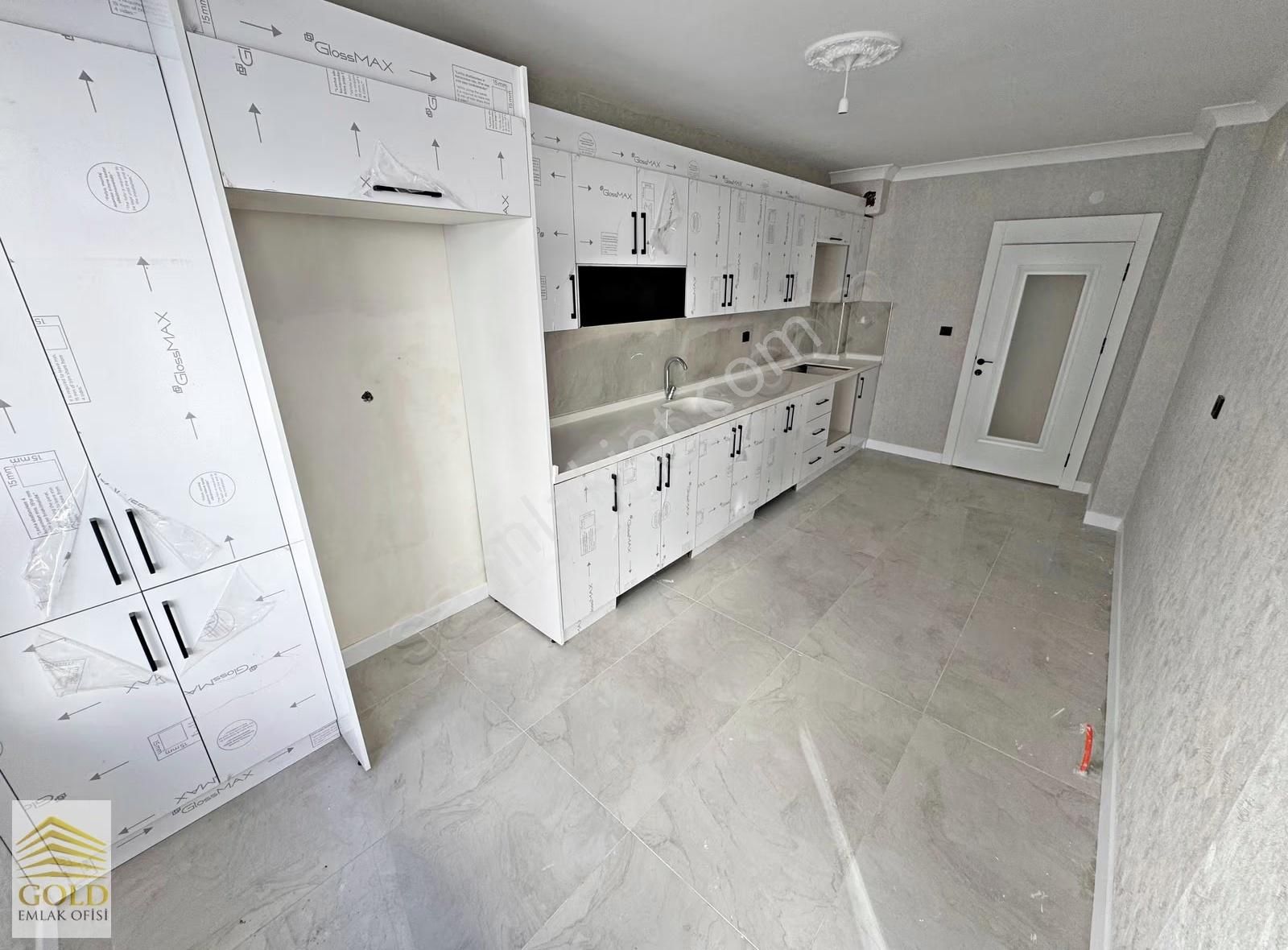 Goldtan Etlik Şehir Has 4 Km Cadde Ve Park Yakını Geniş 3+1daire