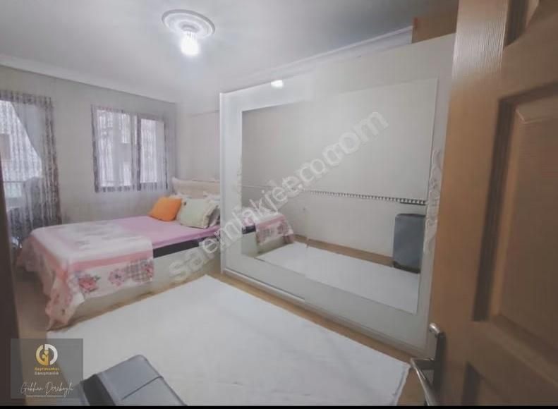 Karşıyaka Şemikler`de K.mutfak Satılık Daire - Görsel 4