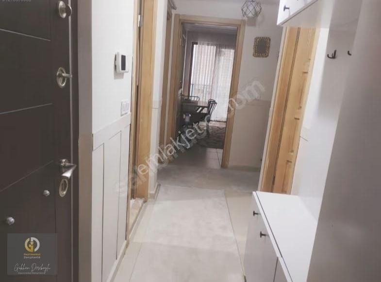 Karşıyaka Şemikler`de K.mutfak Satılık Daire - Görsel 9