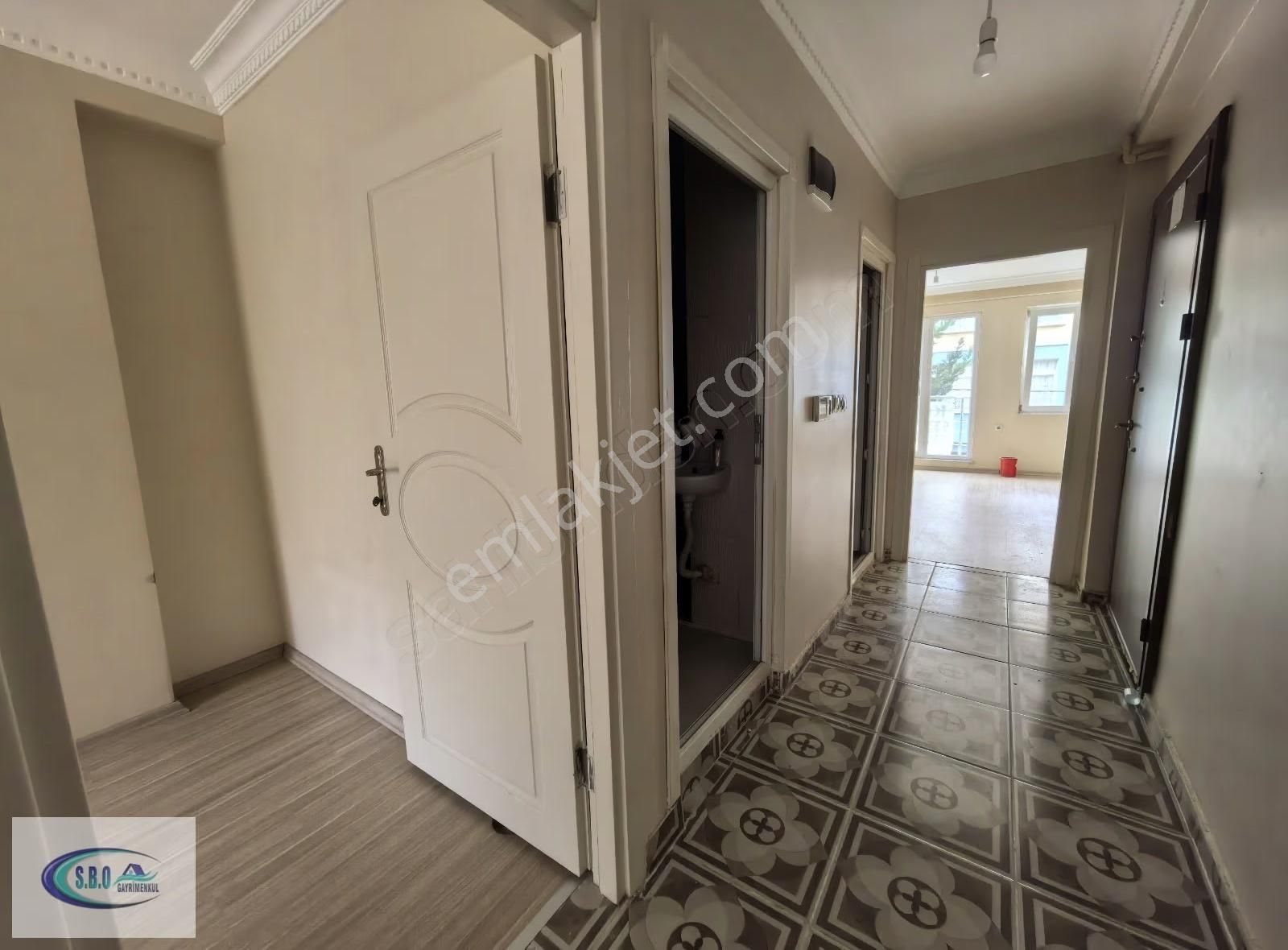 Metroya Yürüme Mesafesinde Amerikan Mutfaklı 2+1 Kiralık Daire.. - Görsel 13