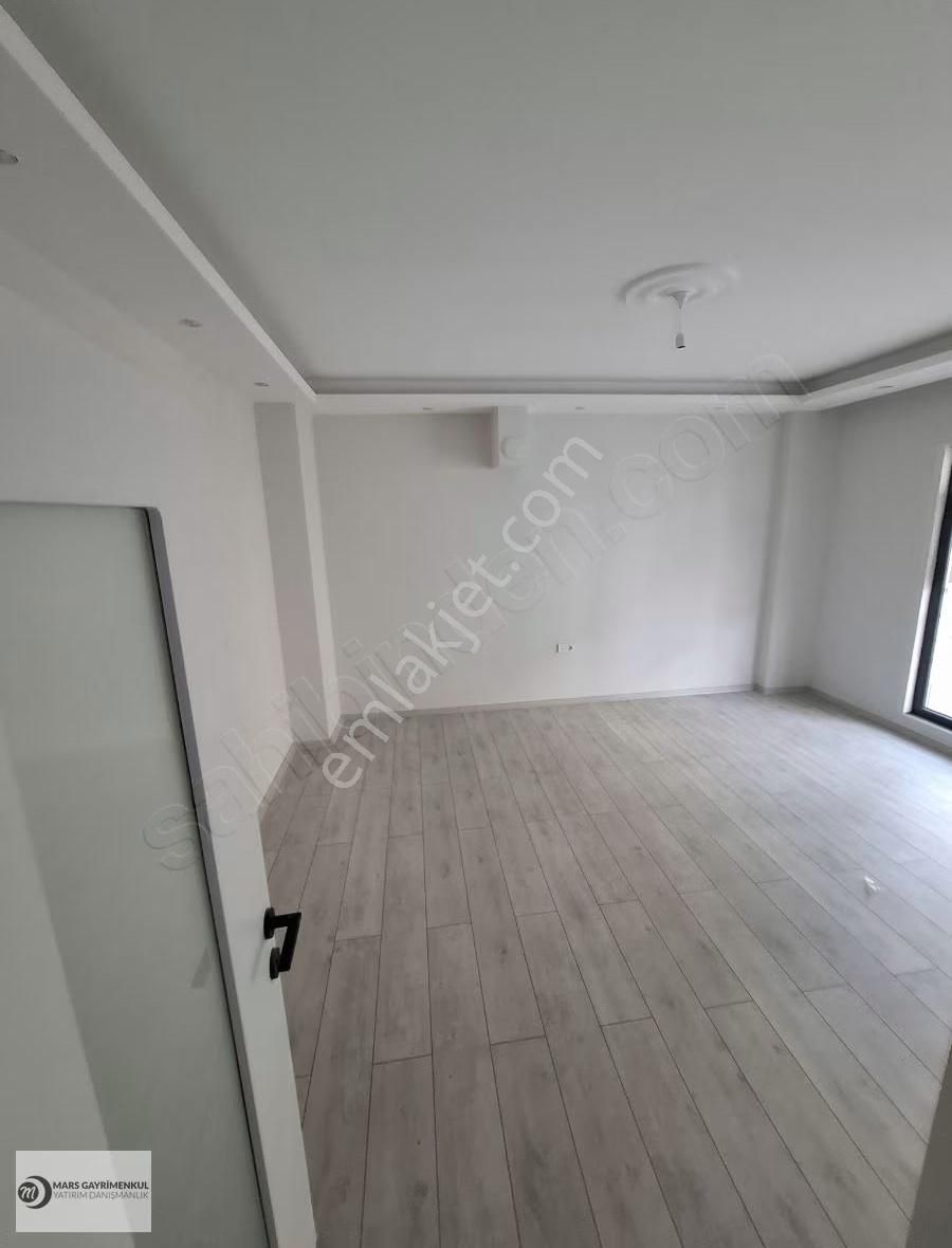 Paşaalanında Karizma Yakını Kiralık Sıfır 2+1 Daire - Görsel 18