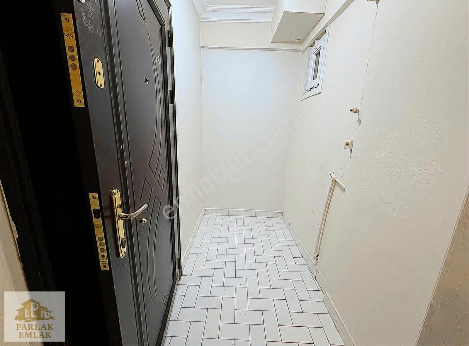 Parlak'tan Fıstıkağacında 1+1 İçi Temiz Bakımlı Ara Kat^*^ - Görsel 22