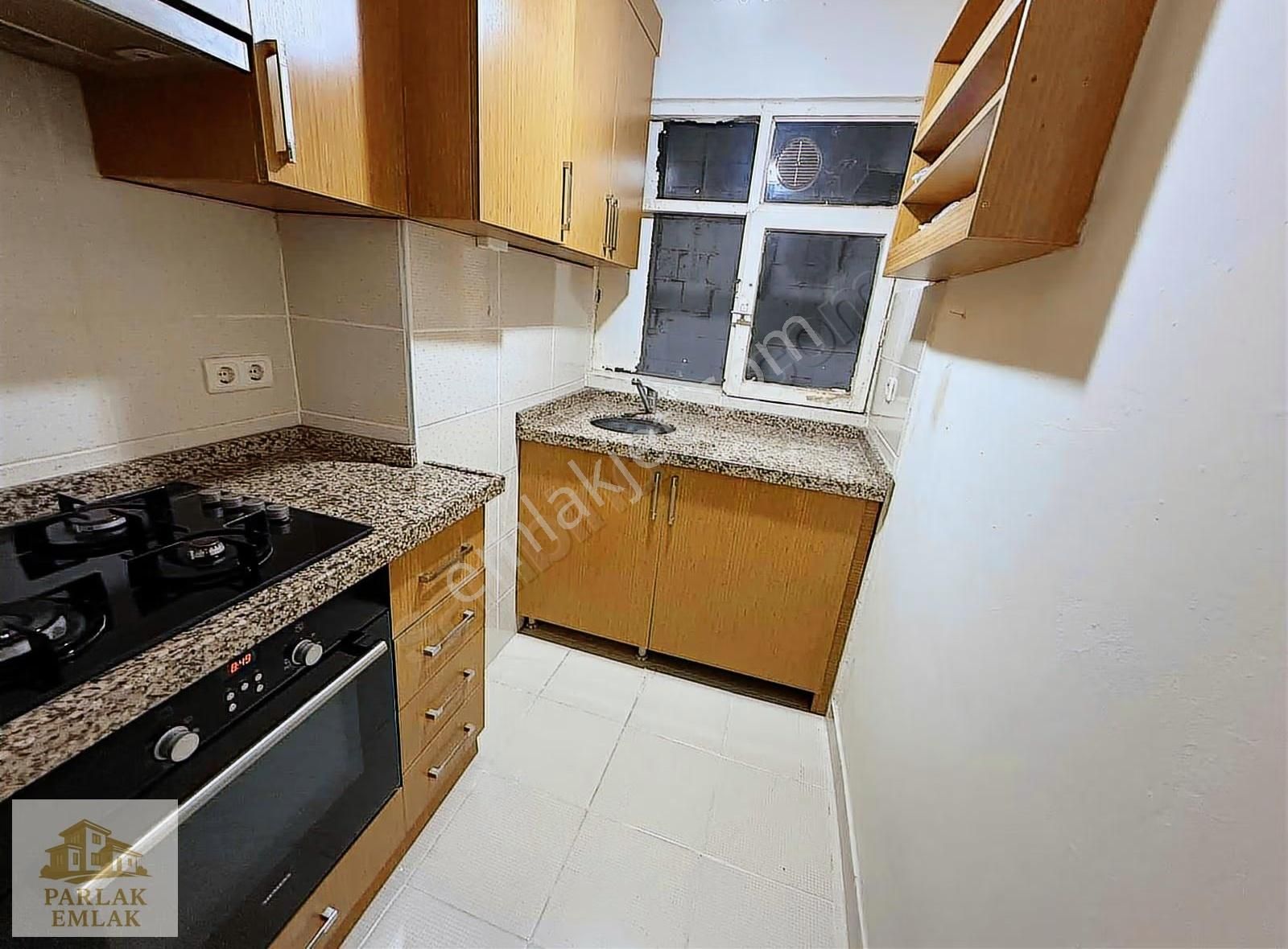 Parlak'tan Fıstıkağacında 1+1 İçi Temiz Bakımlı Ara Kat^*^ - Görsel 9