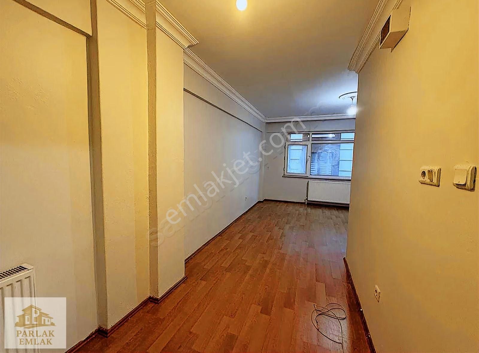 Parlak'tan Fıstıkağacında 1+1 İçi Temiz Bakımlı Ara Kat^*^ - Görsel 17