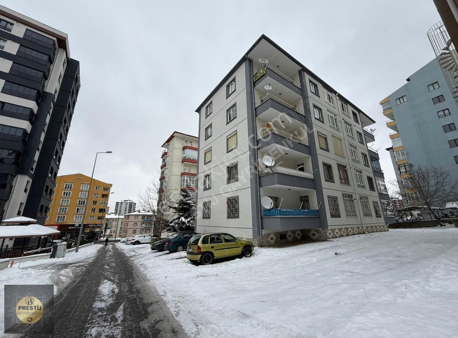 Mükemmel Konuma Sahip Bireysel Kombili Asansörlü 3+1 160 M2 - Görsel 7