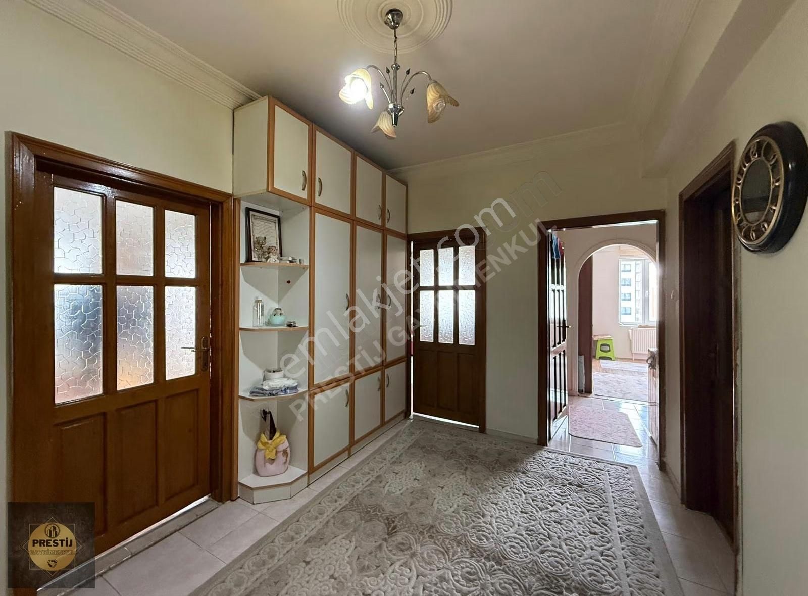 Mükemmel Konuma Sahip Bireysel Kombili Asansörlü 3+1 160 M2 - Görsel 17