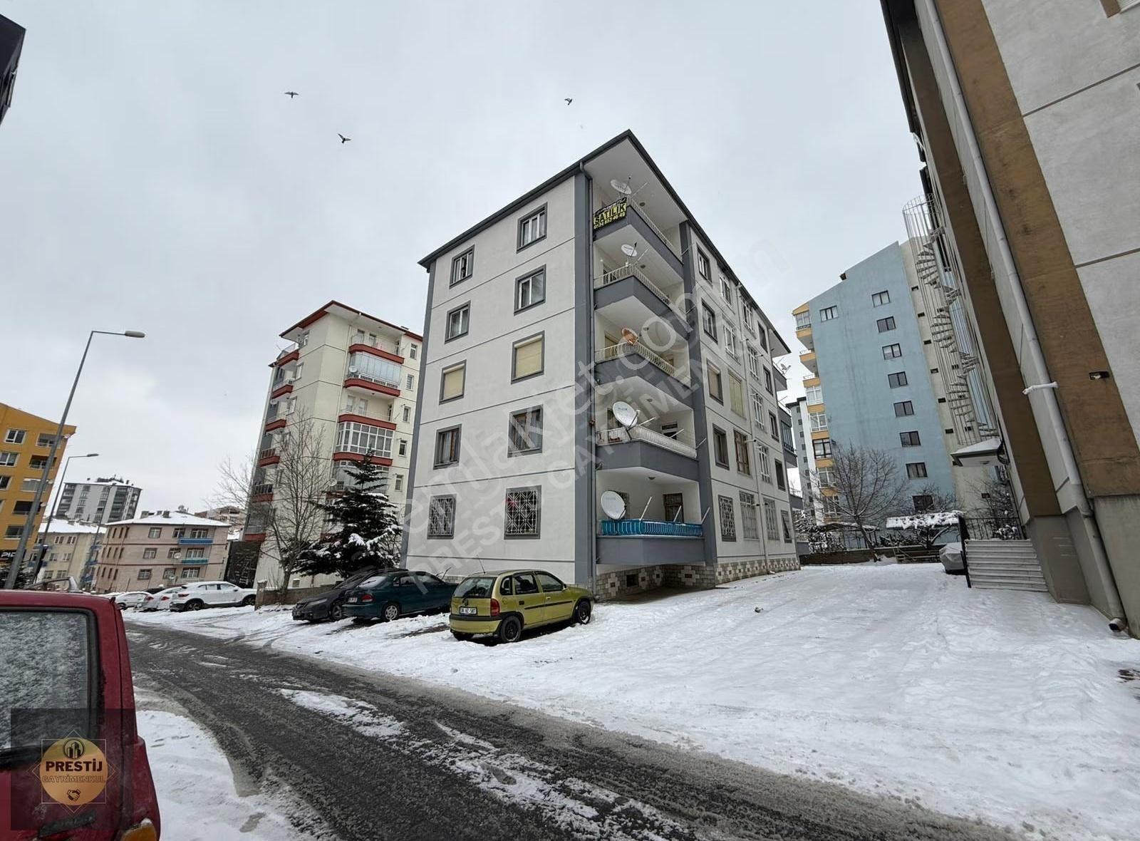 Mükemmel Konuma Sahip Bireysel Kombili Asansörlü 3+1 160 M2 - Görsel 15