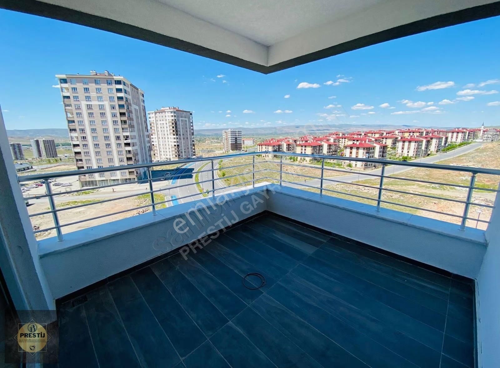 Mükemmel Konumlu Hemen Oturulur 3+1 Ebv. Banyolu Meskenli Daire - Görsel 20