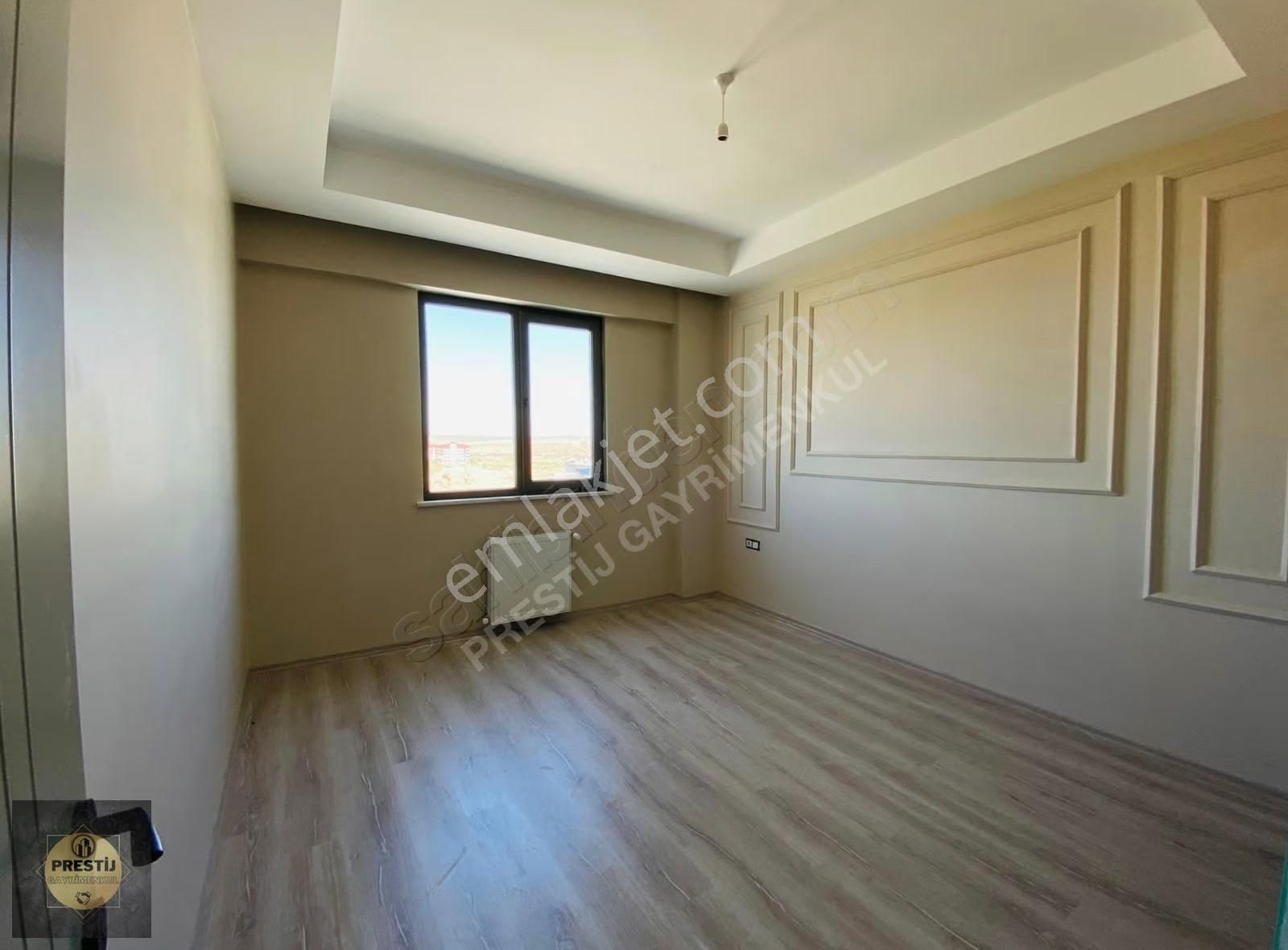 Mükemmel Konumlu Hemen Oturulur 3+1 Ebv. Banyolu Meskenli Daire - Görsel 16