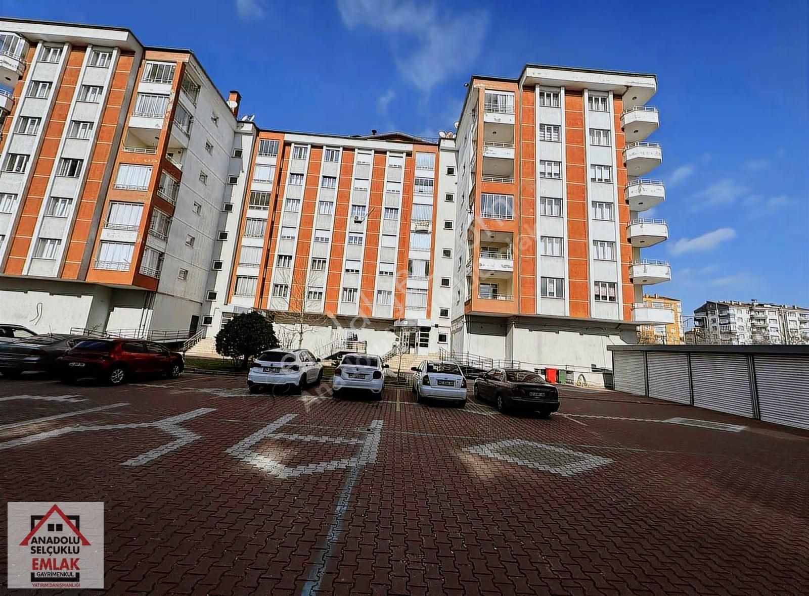 Anadolu Selçuklu Emlaktan Kiralık 3+1 Daire!!