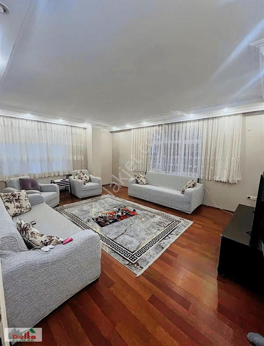 Delta'dan 3+1 Yeni Bina 170m3 Acil 1.kat Krediye Uygun Daire