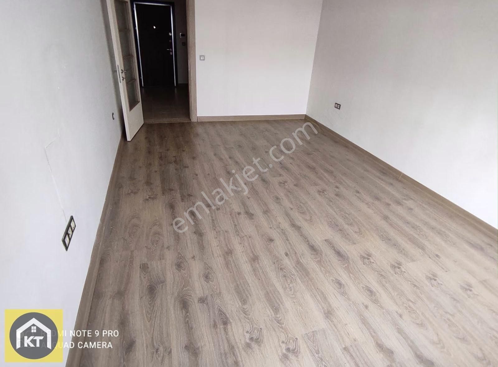 K.topçu'dan Toki'de 2+1 97m2 2.kat Cam Balkon Vestiyer Yapılı - Görsel 6