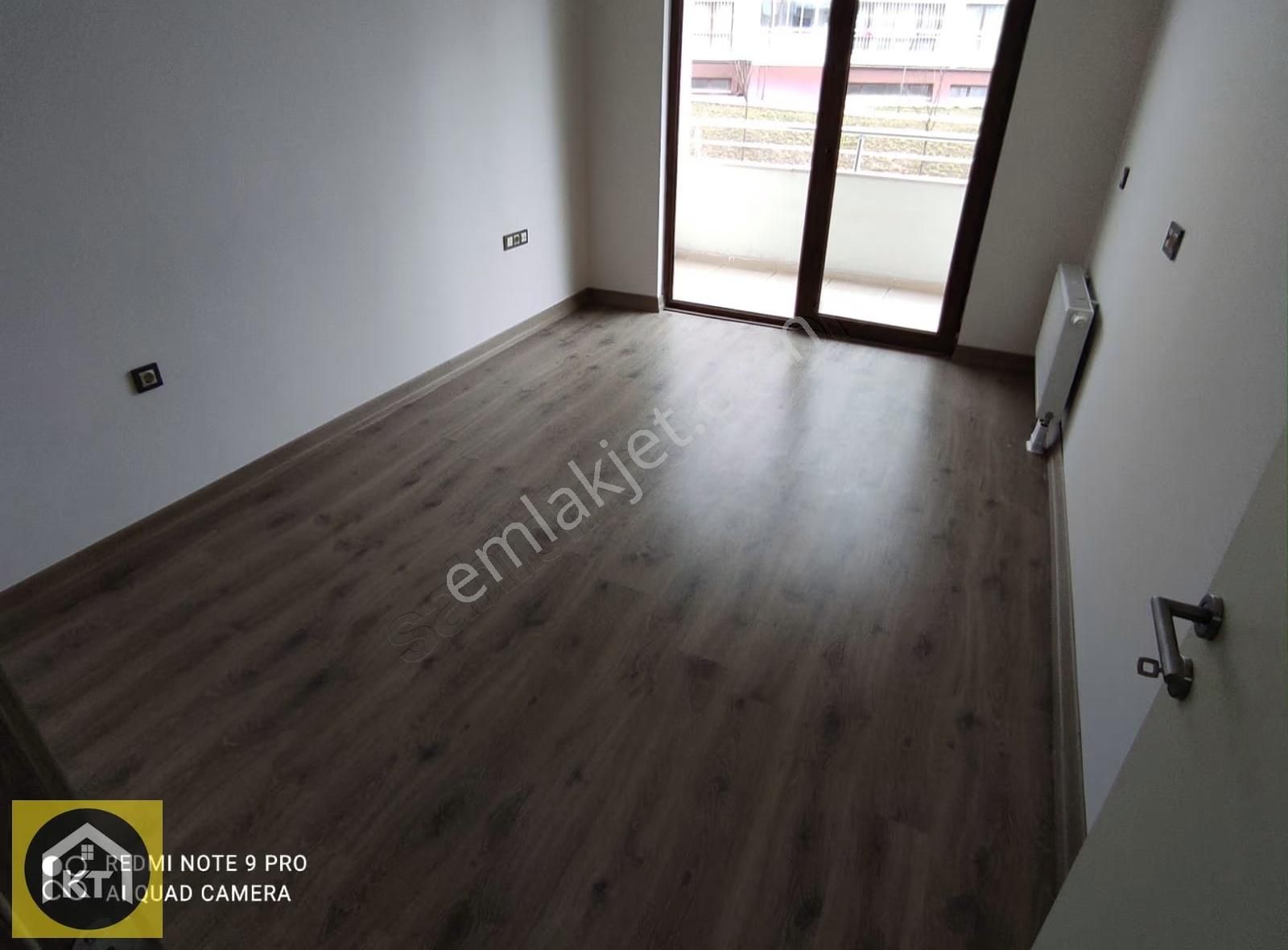K.topçu'dan Toki'de 2+1 97m2 2.kat Cam Balkon Vestiyer Yapılı - Görsel 7