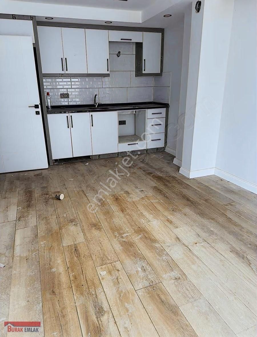 Burak Emlaktan Satılık 2+1 Daire - Görsel 2