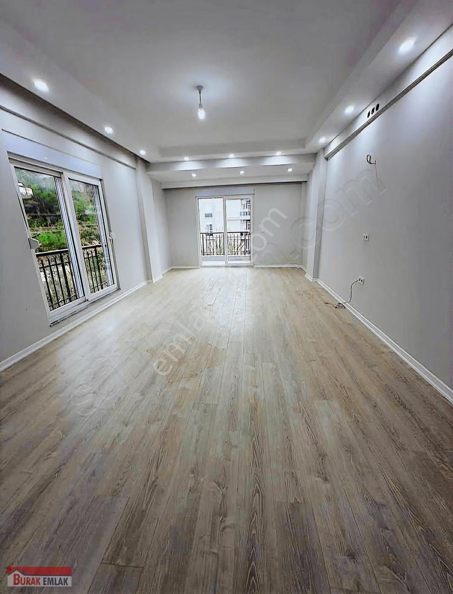 Burak Emlaktan Satılık 3.+1 Dübleks Daire - Görsel 8