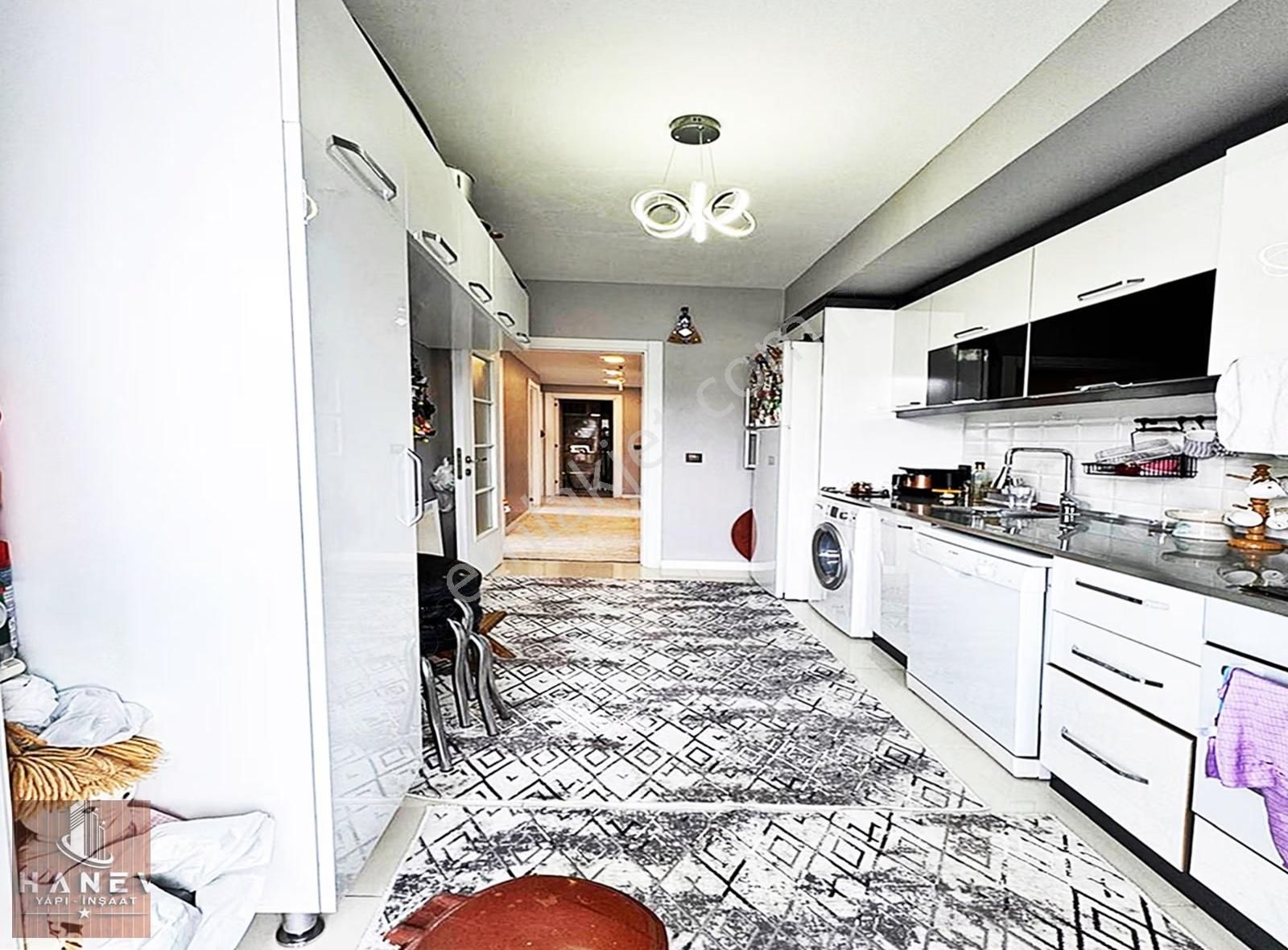 Merkezi Konum Güvenlikli Sitede Satılık Lüks Daire - Görsel 17