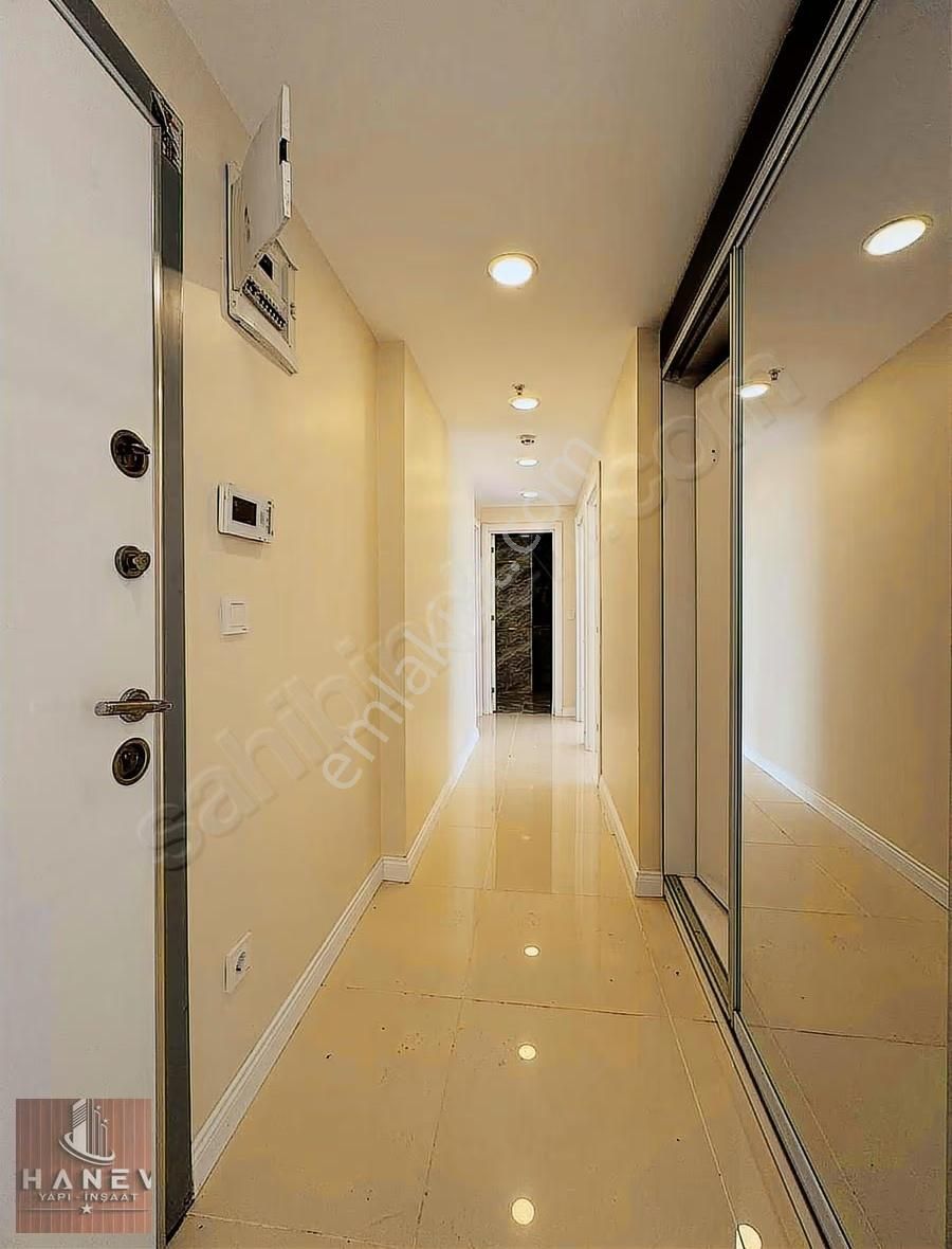 Caddeye Yakın Full Dekorlu Çift Cephe Yönde Satılık Daire - Görsel 4
