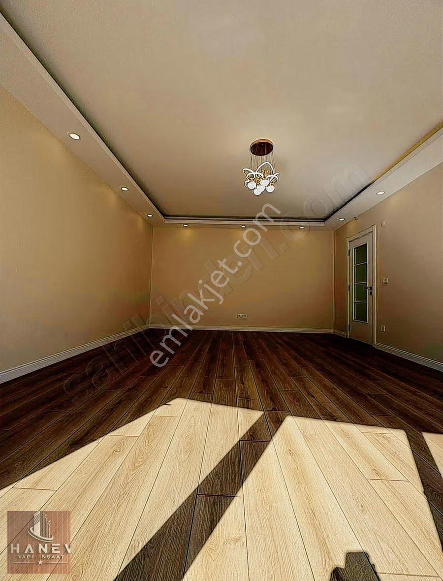 Caddeye Yakın Full Dekorlu Çift Cephe Yönde Satılık Daire - Görsel 12