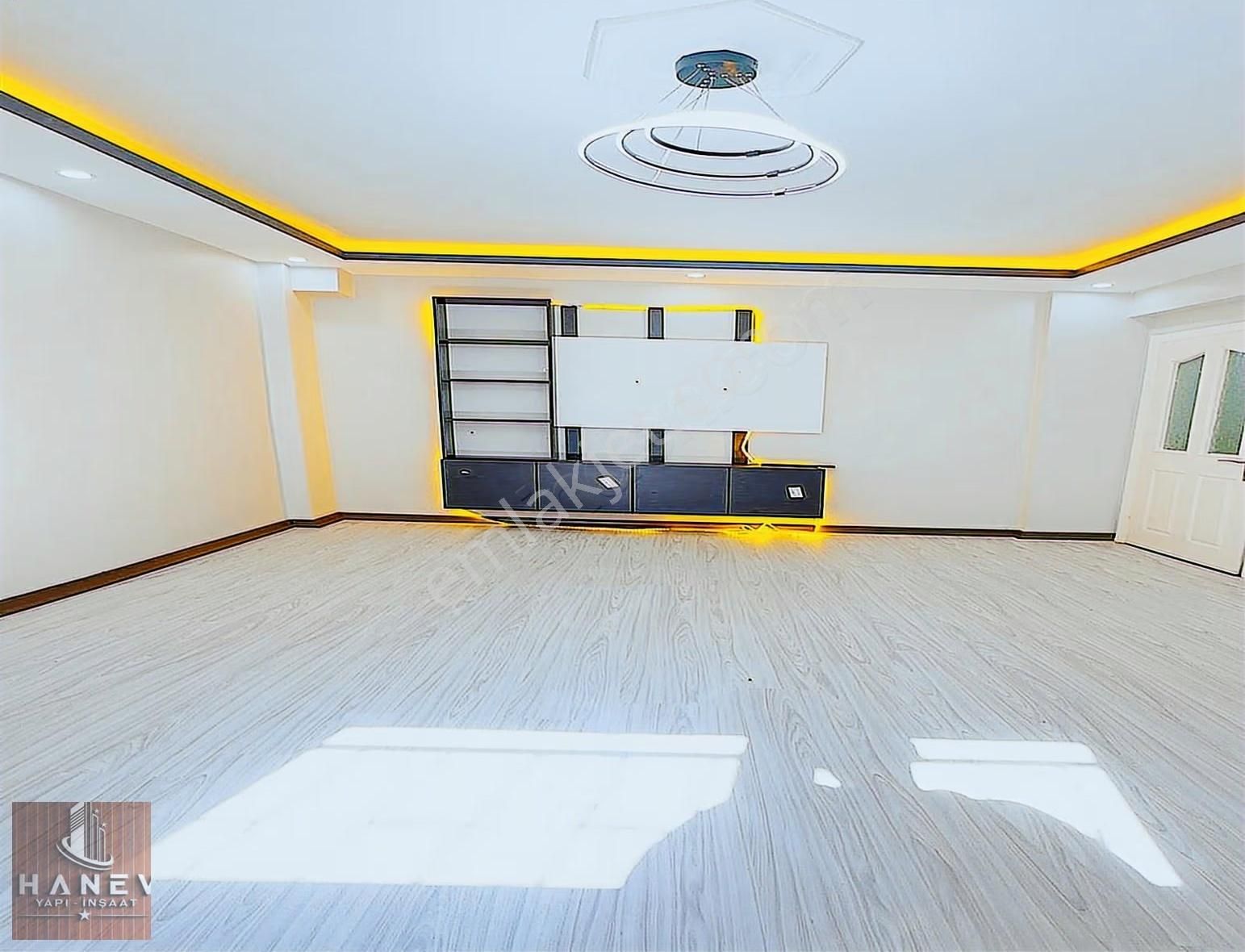 Merkezi Konumda Metrobüse Yakın Uygun Fiyatlı Satılık Lüks Daire - Görsel 8